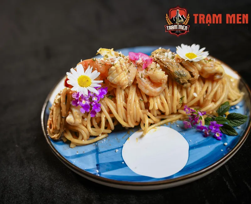 Mỳ Ý Hải Sản Sốt Gạch Tôm Cay