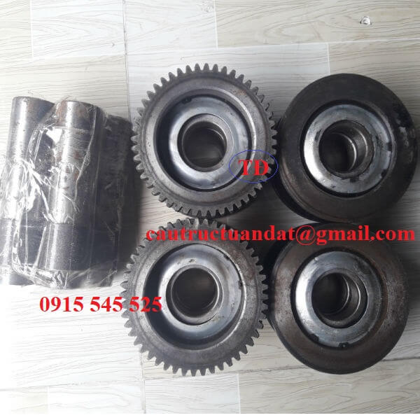 Bánh xe dầm biên cầu trục Bánh xe dầm biên cầu trục