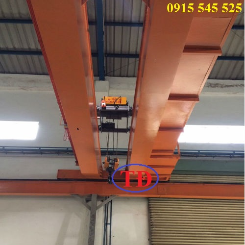 Hình ảnh cầu trục dầm đôi của Công ty Cầu Trục Tuấn Đạt Hình ảnh cầu trục dầm đôi của Công ty Cầu Trục Tuấn Đạt