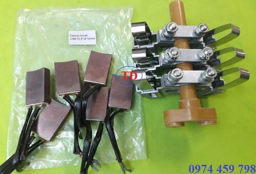 Than cổ góp điện 3 cực đường kính trong 55 Than cổ góp điện 3 cực đường kính trong 55