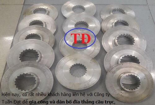 Gia công và dán bố đĩa thắng cầu trục Gia công và dán bố đĩa thắng cầu trục
