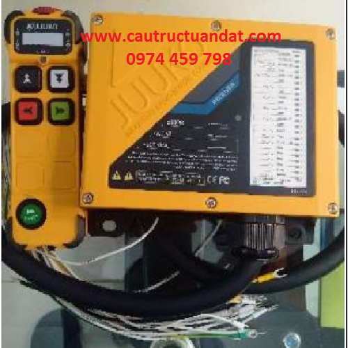 Hình ảnh remote cầu trục 4 nút Hình ảnh remote cầu trục 4 nút