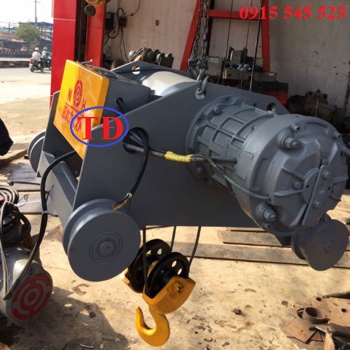 Hình ảnh palang điện 5 tấn cũ Hình ảnh palang điện 5 tấn cũ