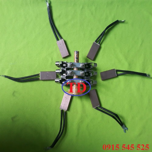 Hình ảnh chổi than cổ góp điện dạng lá Hình ảnh chổi than cổ góp điện dạng lá