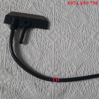 Than của tay lấy điện cầu trục