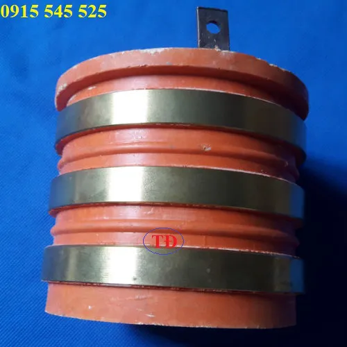 Cổ góp điện 3 cực