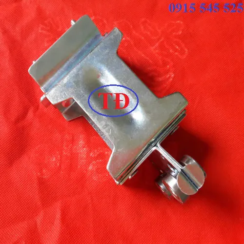 Con dẫn hướng ray C cầu trục