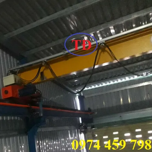 Máng C cầu trục 30x32