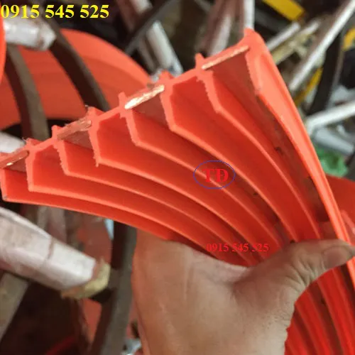 Ray thanh quẹt cầu trục 4P – 50A