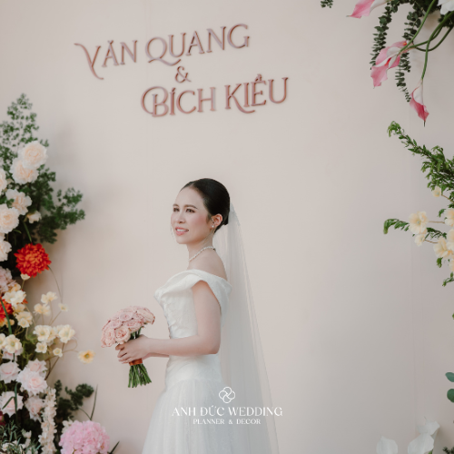CHAMPAGNE & RỰC RỠ | CẢ RỪNG HOA NỞ RỘ GIỮA ĐẠI NGÀN