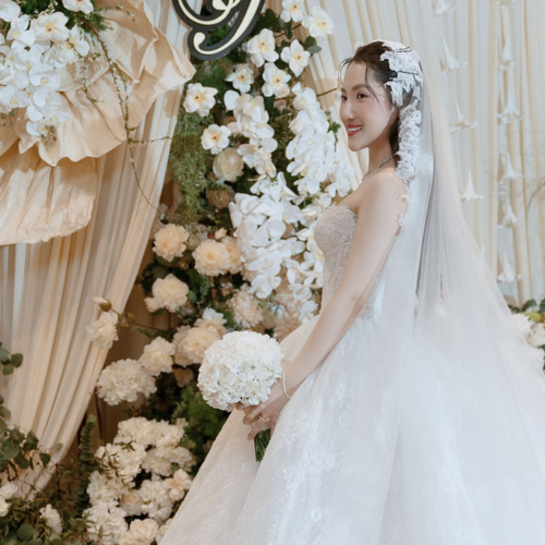 TRẮNG IVORY | NHẸ BỔNG NHƯ MƠ