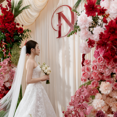ĐỎ & KEM | TÌNH YÊU NGỌT NGÀO & CHÁY BỎNG