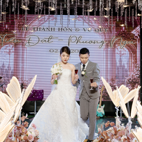 ĐỎ & KEM | TÌNH YÊU NGỌT NGÀO & CHÁY BỎNG