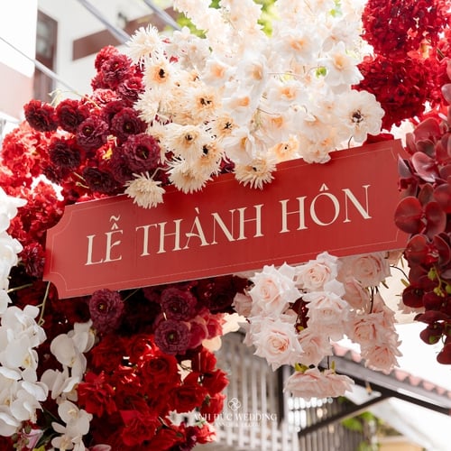 HỒNG PHẤN & ĐỎ VANG | NỒNG SẮC, ĐẬM TÌNH