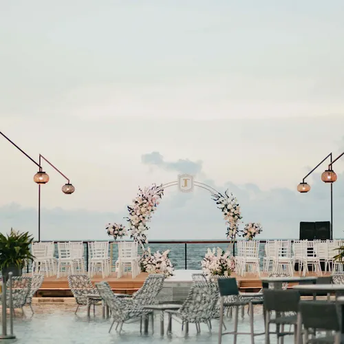 Da Nang Mikazuki Japanese Resorts & Spa﻿ | Thành Phan – Jeremy Cook