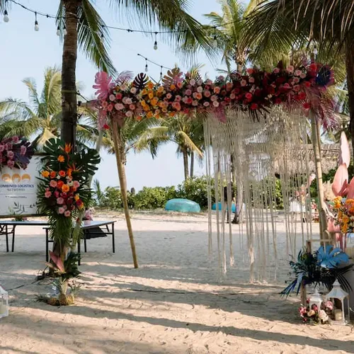 Event | Cocktails ft Beach