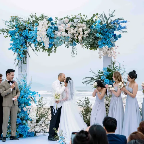 LỄ VOW TẠI BÃI BIỂN FURAMA RESORT