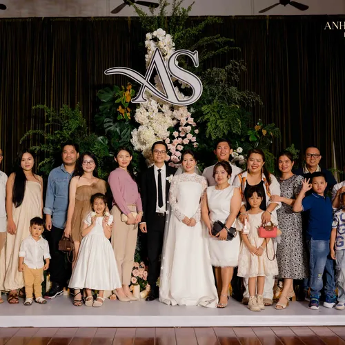 BACKDROP HOA TƯƠI CHỤP ẢNH NHÀ HÀNG
