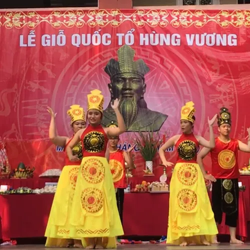 ÁO THUN ĐỒNG PHỤC NGÀY GIỖ TỔ HÙNG VƯƠNG