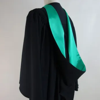 Cho thuê lễ phục tốt nghiệp đại học / lễ phục tốt nghiệp hcm