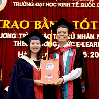 XƯỞNG MAY ÁO CỬ NHÂN SINH VIÊN UY TÍN NHẤT QUẬN 3