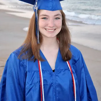 XƯỞNG MAY LỄ PHỤC TỐT NGHIỆP ÁO CỬ NHÂN QUẬN 3