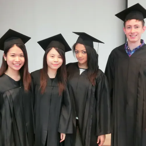 MAY LỄ PHỤC TỐT NGHIỆP ĐẠI HỌC