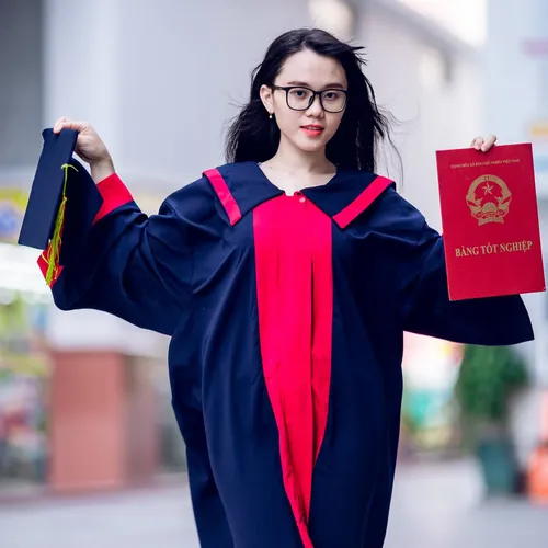 XƯỞNG MAY ÁO CỬ NHÂN SINH VIÊN UY TÍN NHẤT QUẬN 1