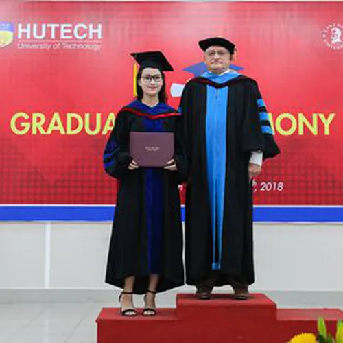 XƯỞNG MAY ÁO THẠC SĨ TIẾN SĨ Ở ĐÂU
