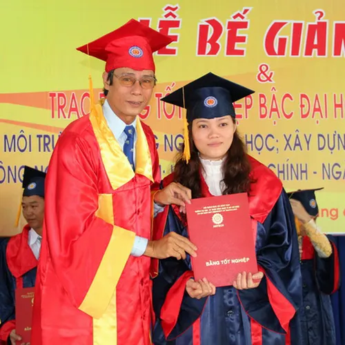 XƯỞNG MAY ÁO THẠC SĨ TIẾN SĨ TẠI QUẬN 5