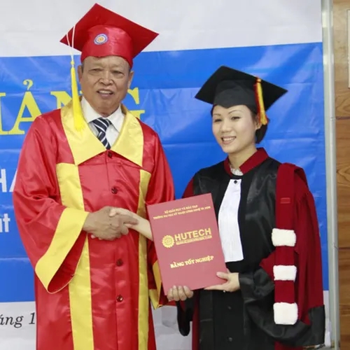 XƯỞNG MAY ÁO THẠC SĨ TIẾN SĨ TẠI QUẬN 8