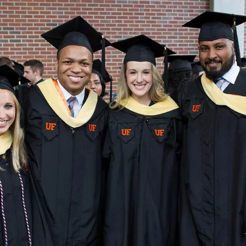 XƯỞNG MAY LỄ PHỤC TỐT NGHIỆP ÁO CỬ NHÂN HUYỆN NHÀ BÈ