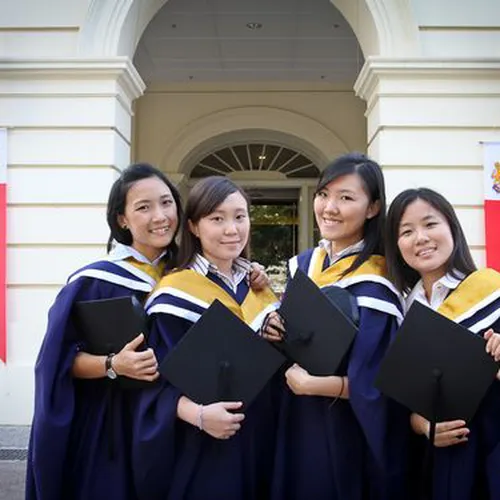 XƯỞNG MAY LỄ PHỤC TỐT NGHIỆP ÁO CỬ NHÂN QUẬN PHÚ NHUẬN