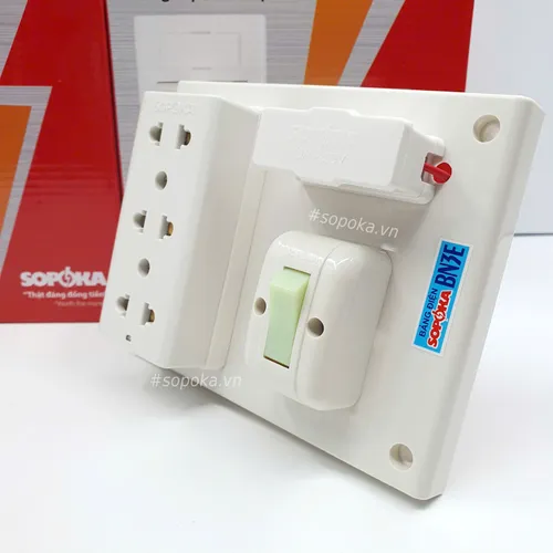Bảng Điện 1 Công Tắc 3 Lỗ Cắm BN3E SOPOKA