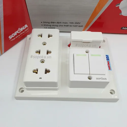 Bảng Điện 2 Công Tắc 3 Lỗ Cắm Cầu Chì BS3 SOPOKA
