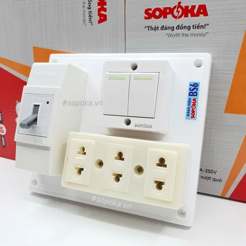 Bảng Điện 2 Công Tắc 3 Lỗ Cắm CB Cóc 30A BS6 SOPOKA