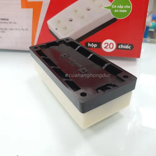 Ổ Cắm Điện 3 Lỗ Gắn Táp Lô Có Màn Che T31N SOPOKA