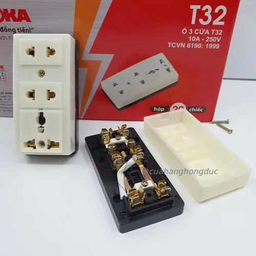 Ổ Cắm Điện 3 Lỗ Gắn Táp Lô T32 SOPOKA