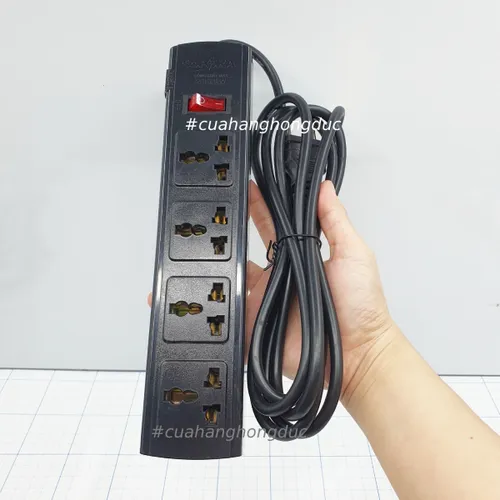 Ổ Cắm Điện 4 Lỗ 3 Chấu 2200W Lõi Sứ Chống Cháy Breaker 4T SOPOKA