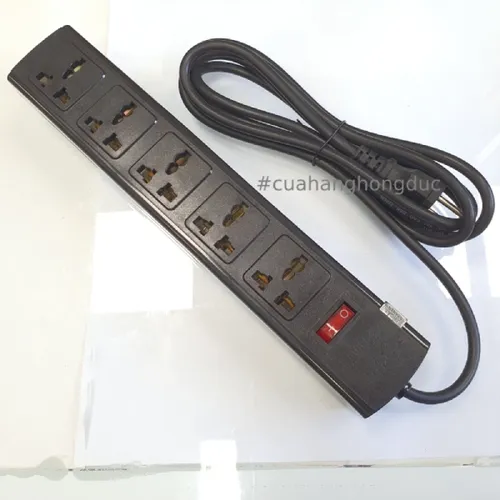 Ổ Cắm Điện 5 Lỗ 3 Chấu 2200W Lõi Sứ Chống Cháy Breaker 5T SOPOKA
