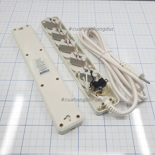 Ổ Cắm Điện 5 Lỗ Chéo Âm Lõi Sứ 2200W 5L2 SOPOKA