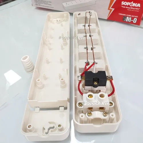 Ổ Cắm Điện 5 Lỗ Lõi Sứ Không Dây 2200W Có Công Tắc 5M-0 SOPOKA