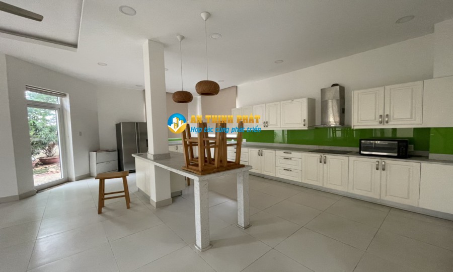 Không gian nhà cho thuê rộng thoáng