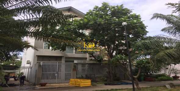 Thiết kế bên ngoài của căn nhà Thiết kế bên ngoài của căn nhà