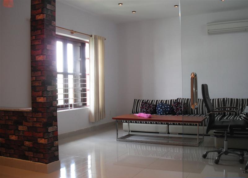 Không gian phòng khách Biệt thự quận 2 đường Lương Định Của