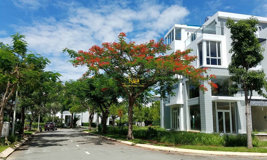 Nhà cho thuê có thiết kế hiện đại, sang trọng Nhà cho thuê có thiết kế hiện đại, sang trọng