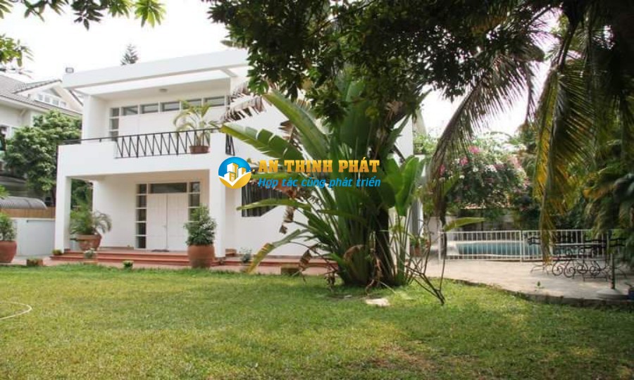 Phòng khách sang trọng