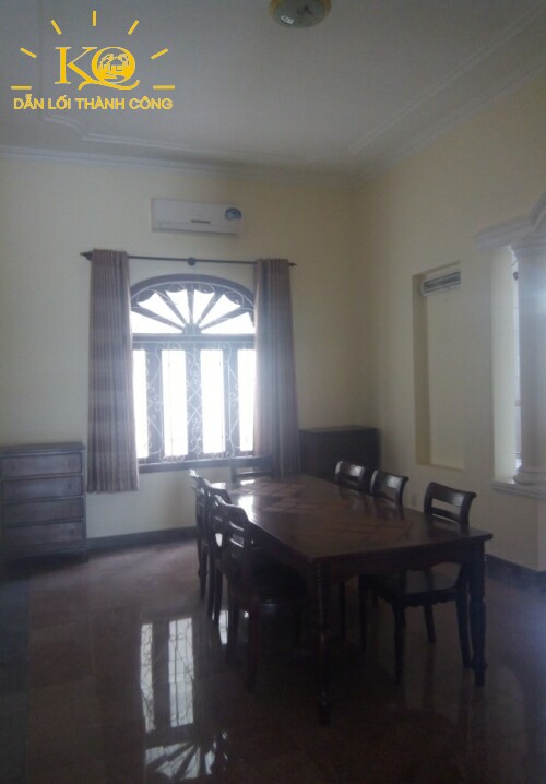 Phòng ăn rộng rãi Phòng ăn rộng rãi