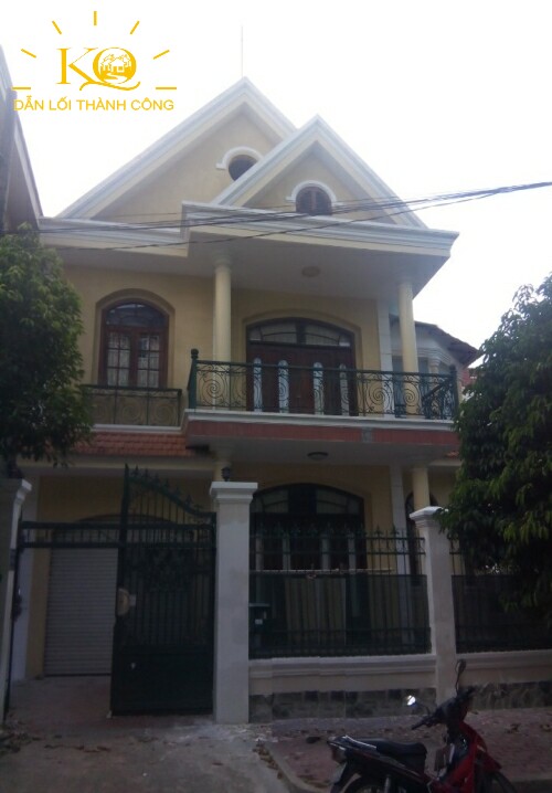 Thiết kế bên ngoài nhà