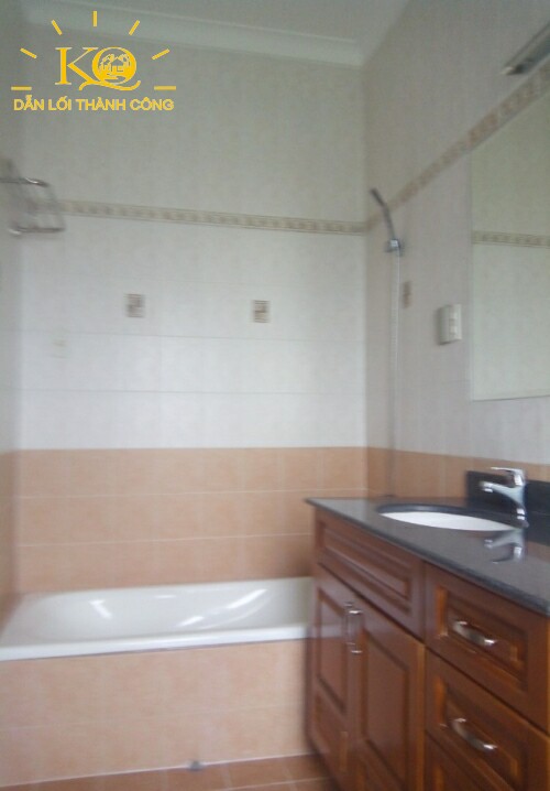 Phòng vệ sinh hiện đại Phòng vệ sinh hiện đại